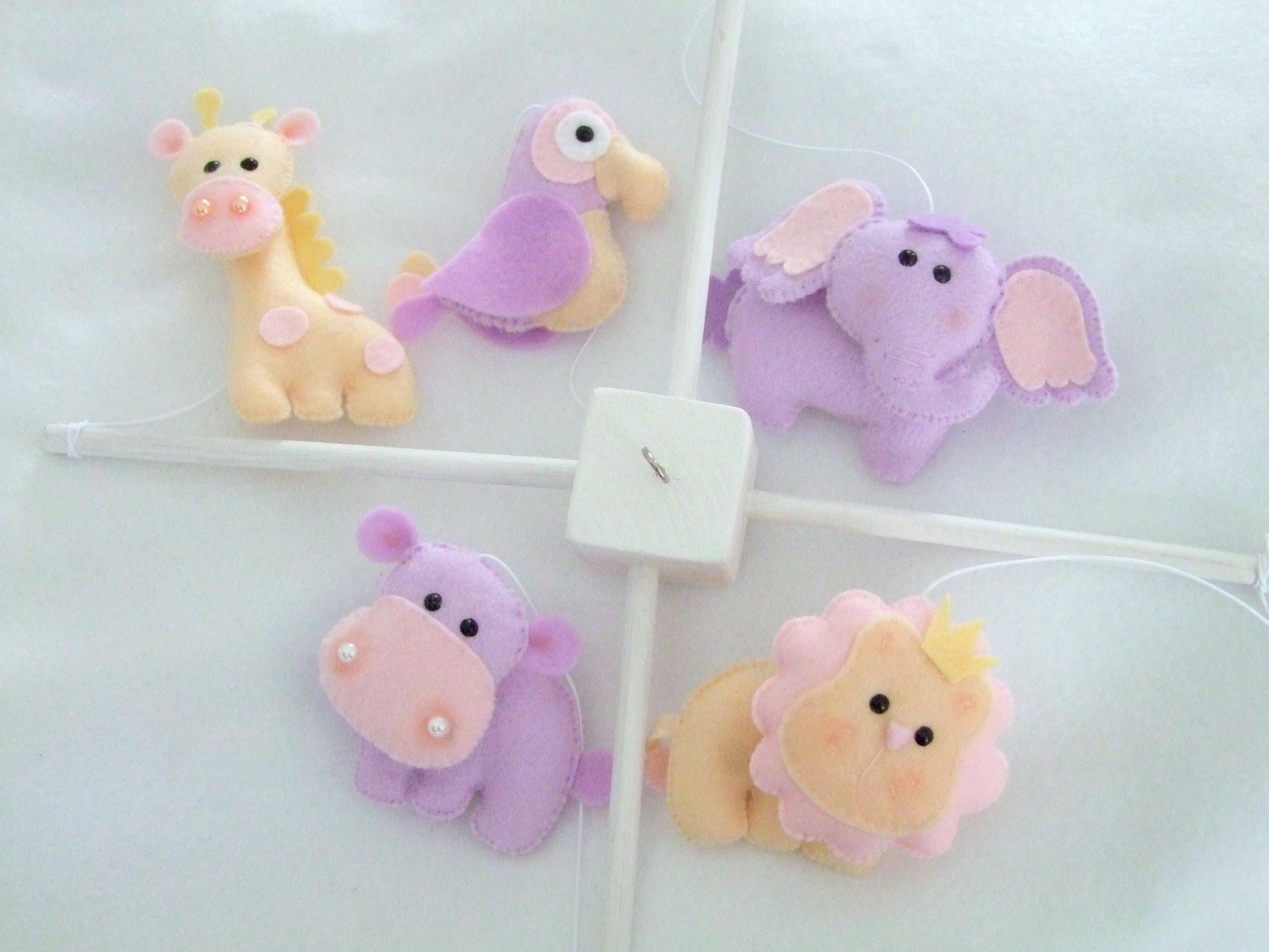 jungle theme baby mobile